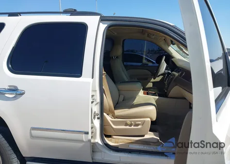 2012 Chevrolet Tahoe Ltz из США, поврежденный, VIN 1GNSCCE06CR304466